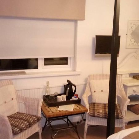 Applecroft Bed And Breakfast 圣奥斯特尔 外观 照片