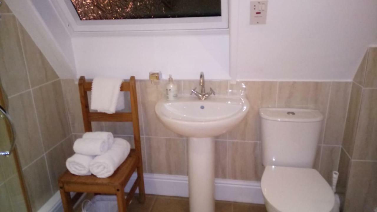 Applecroft Bed And Breakfast 圣奥斯特尔 外观 照片