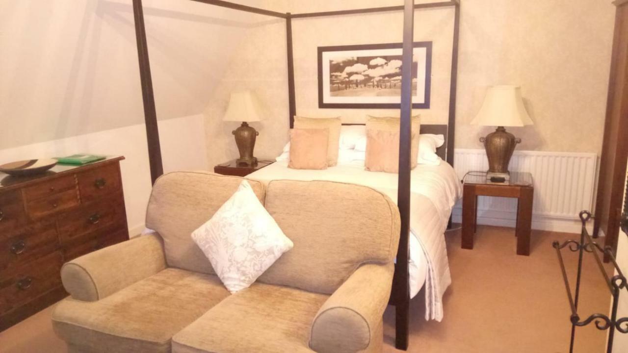 Applecroft Bed And Breakfast 圣奥斯特尔 外观 照片